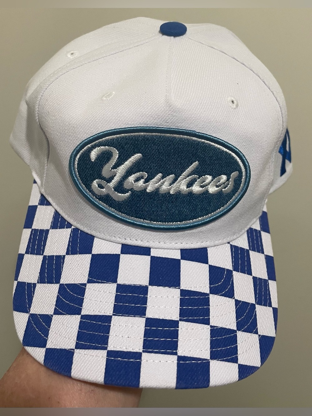 NWOT Mitchell & Ness MLB New York Yankees Checkered Brim Hat - Picture 4 of 5